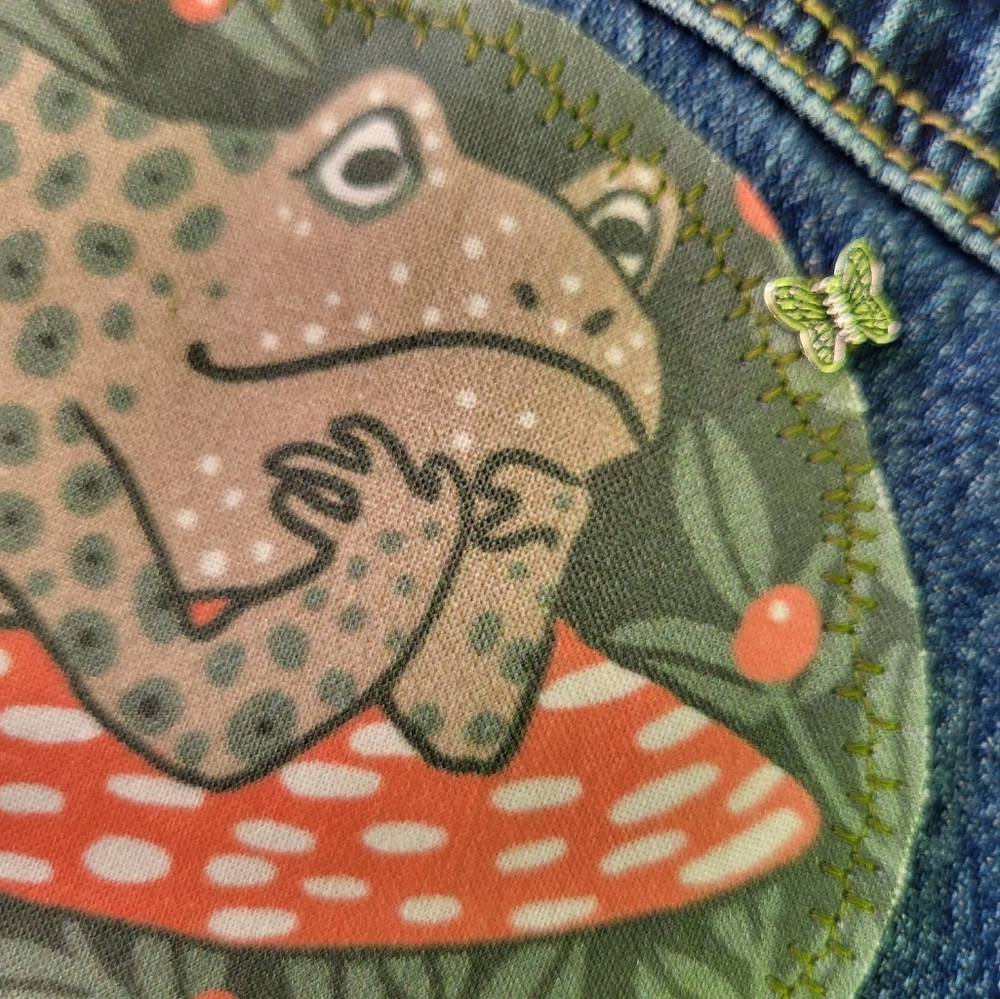 Upcycled Denim Vest - Picture 3 of 9